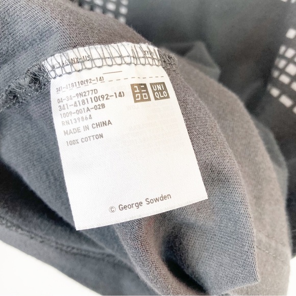 Uniqlo x George Sowden Gray Geometric T-shirt Small - Picture 4 of 6
